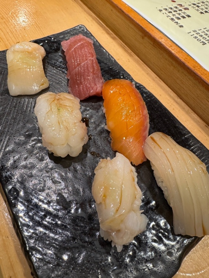 立喰い処 ちょこっと寿し @すすきの